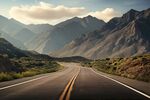 穿过山脉的公路