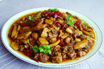 新疆大盘鸡土豆块 