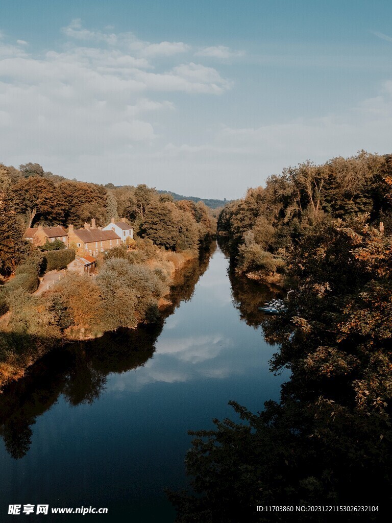 河边风景