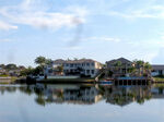 黄金海岸清水湾湖畔风光