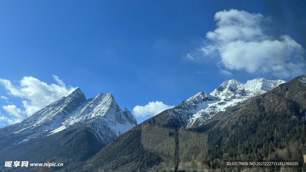 四姑娘山