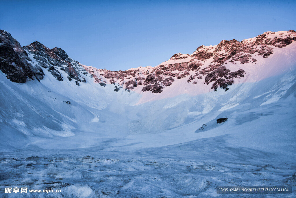 雪山