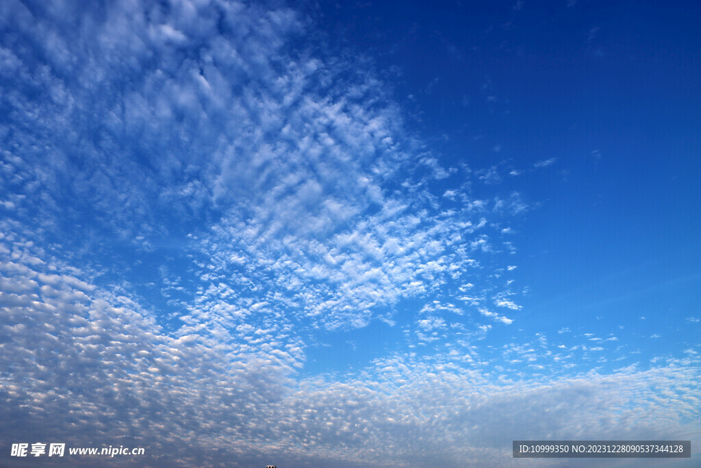 蓝天白云