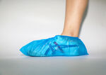 蓝色塑料鞋套