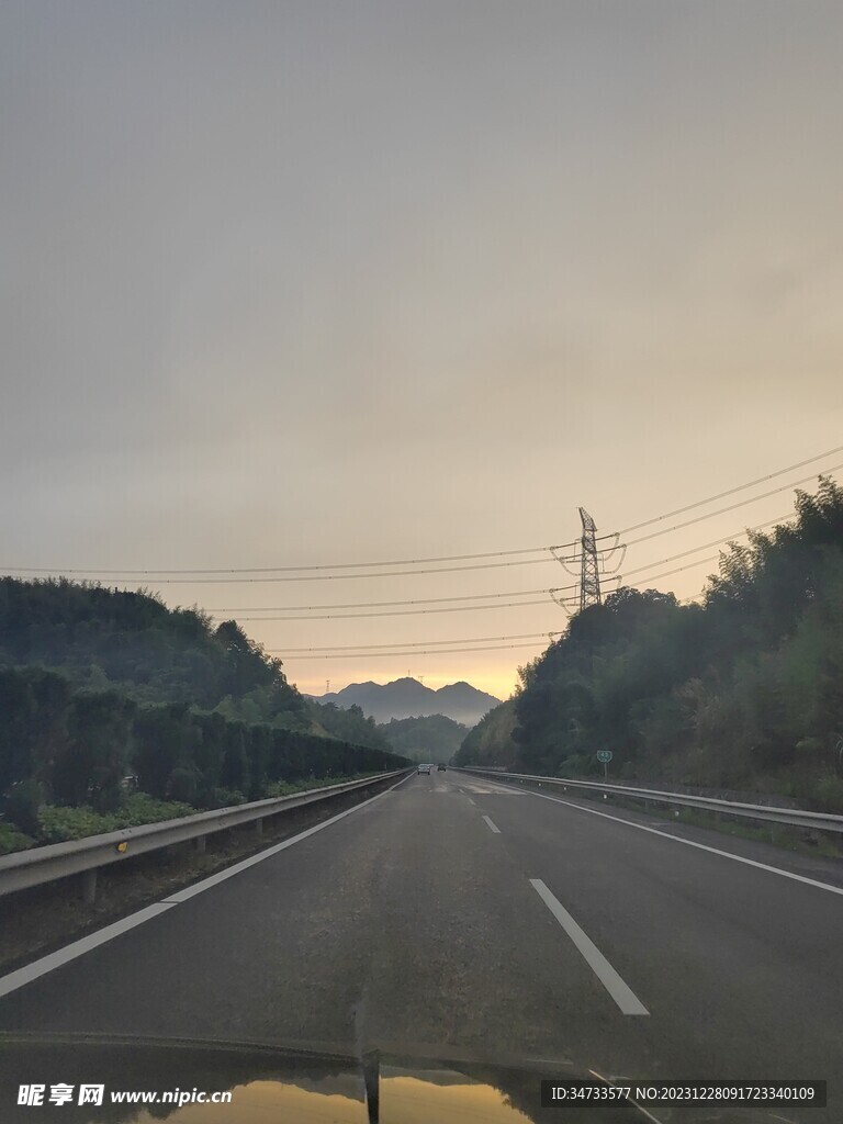 路上的风景