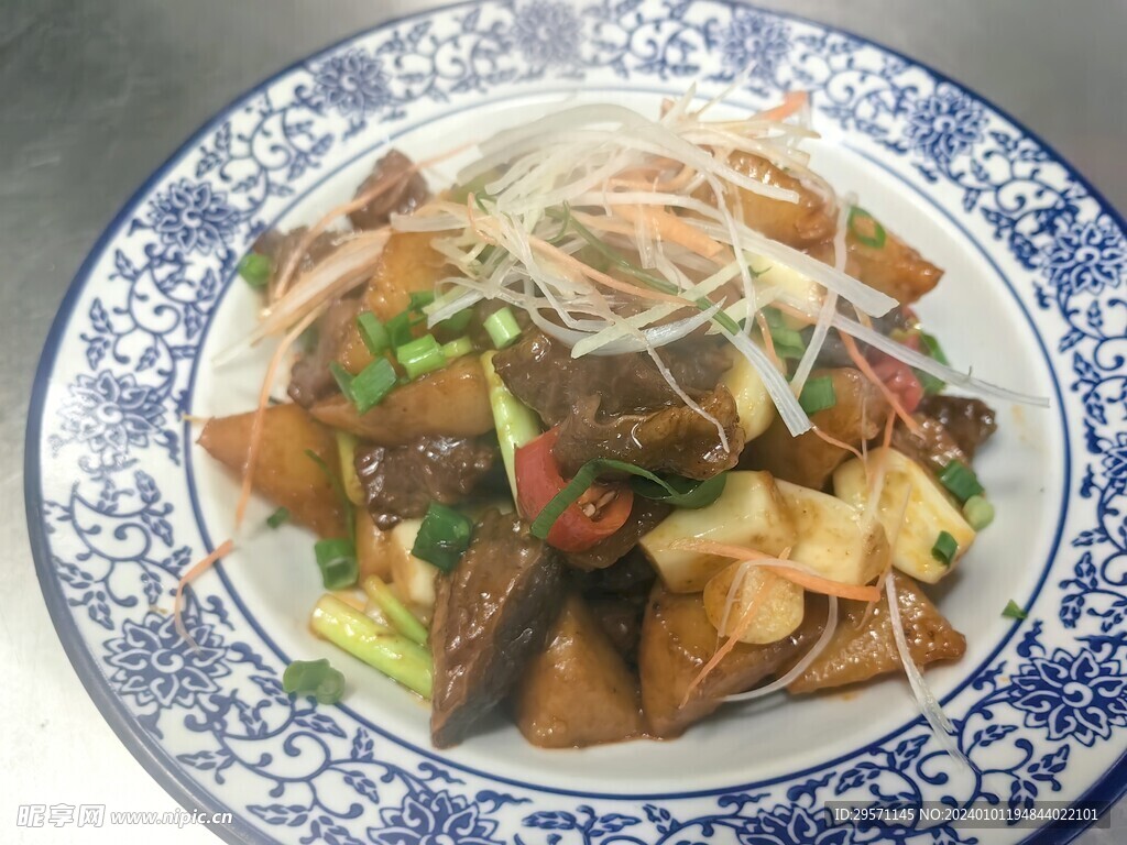 土豆烧牛肉