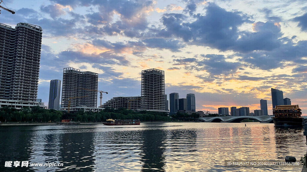 大运河晚霞 古城与新城