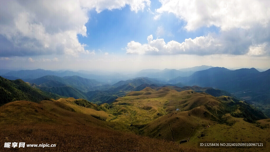 群山风景