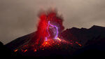 火山爆发 图片