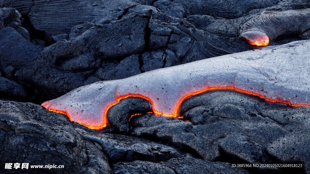 火山爆发 图片