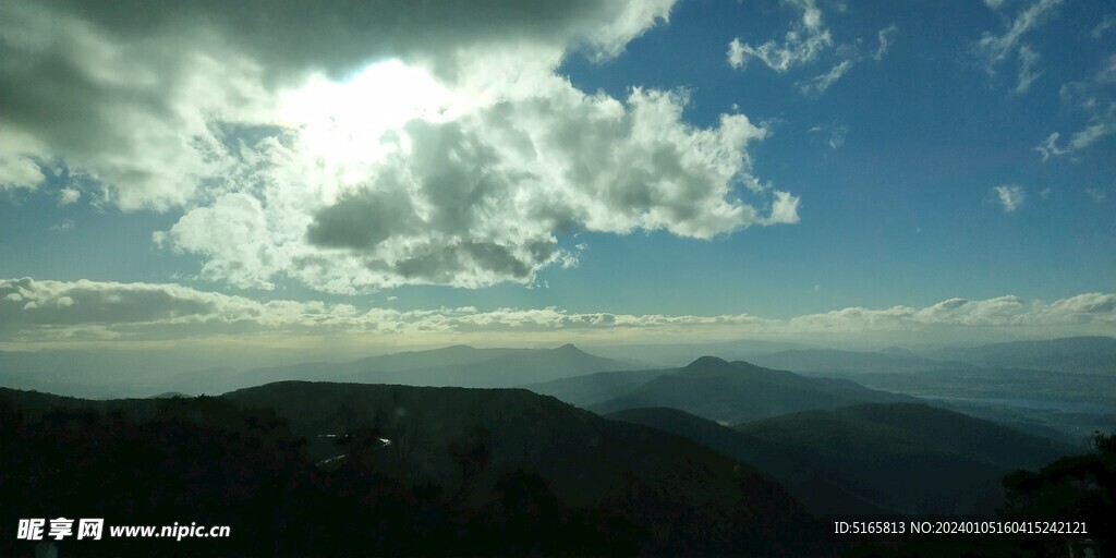 惠林顿山