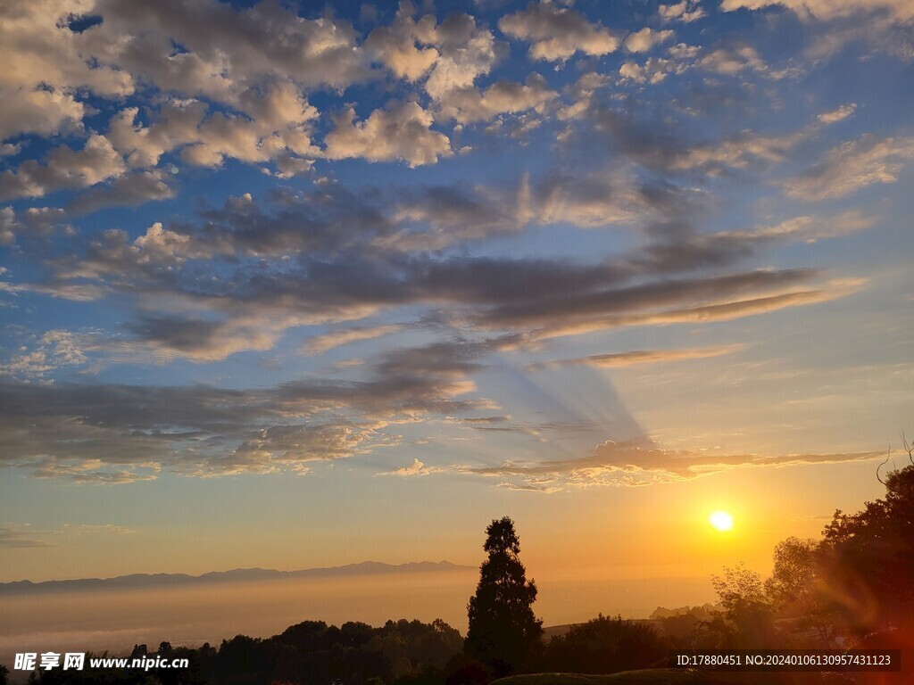 天空