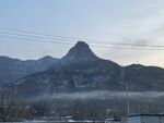 雪后的山