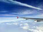 飞机上空  蓝天白云