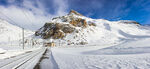 雪山山脉图片