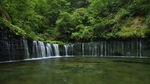 美丽湖泊山峰森林风景图片