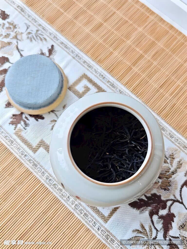 茶叶罐