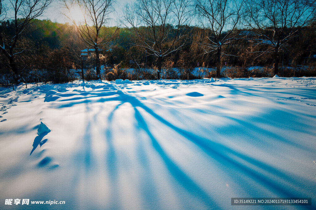 兰西南山冰雪