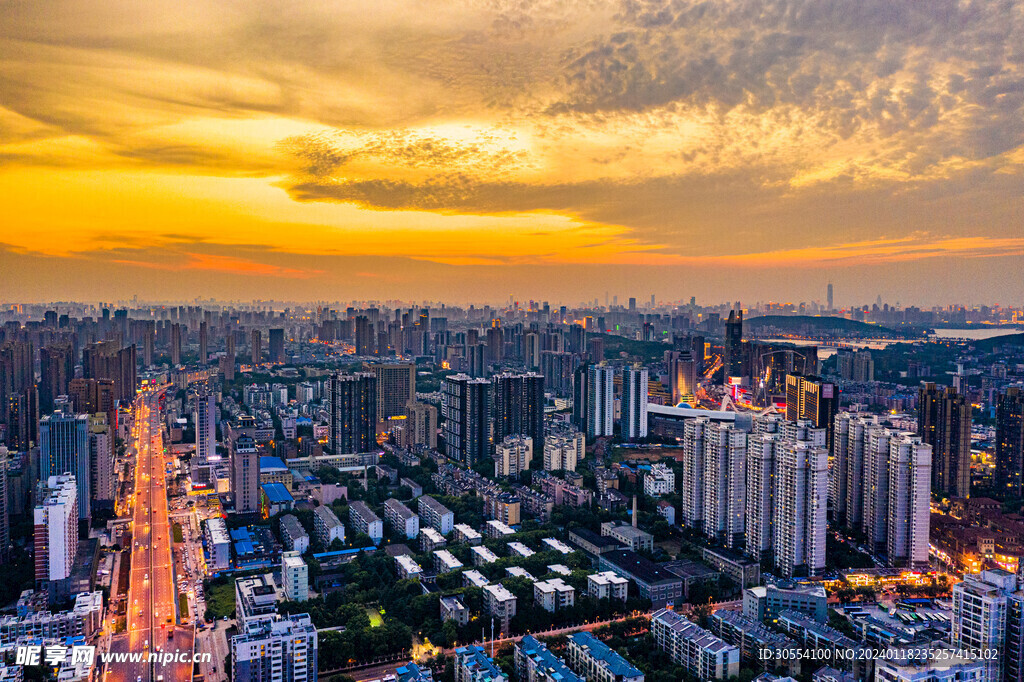 城市建筑夜景图片