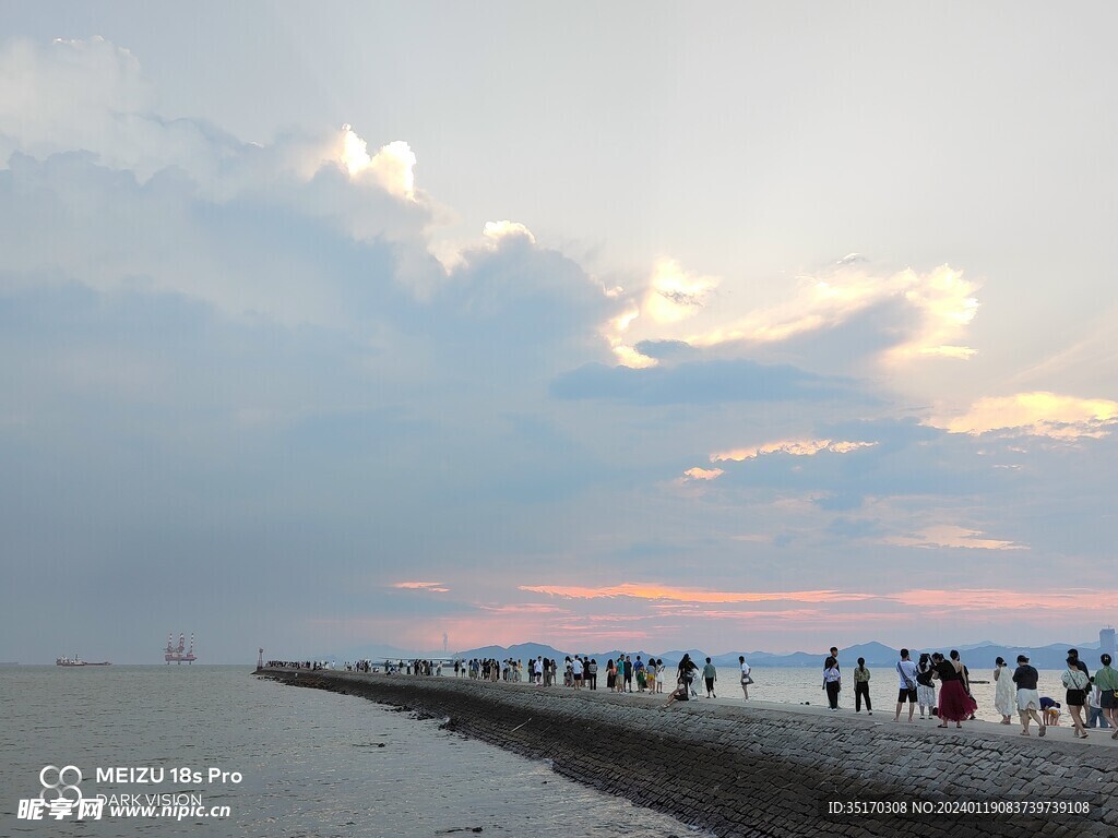  海边黄昏