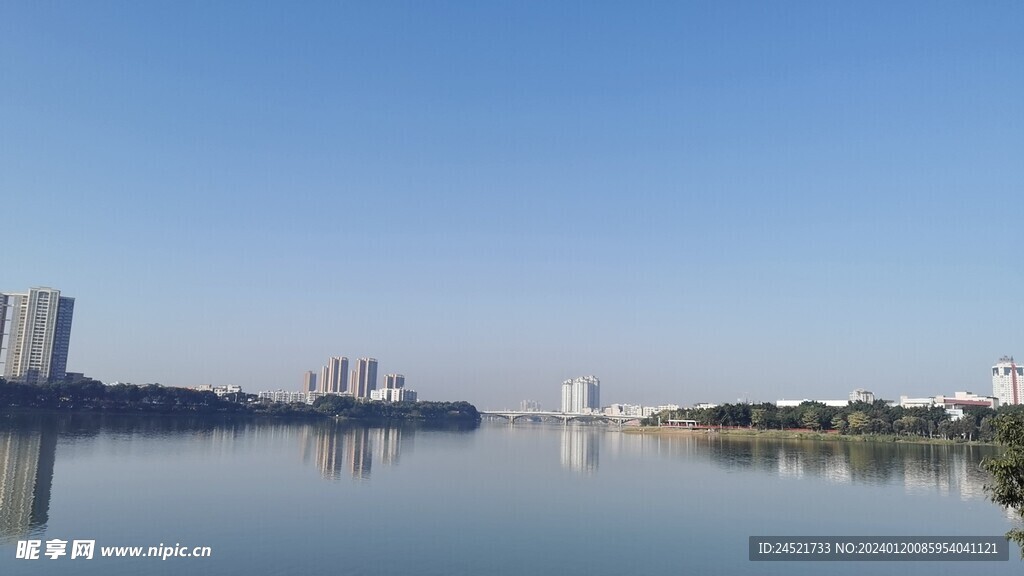 江边景