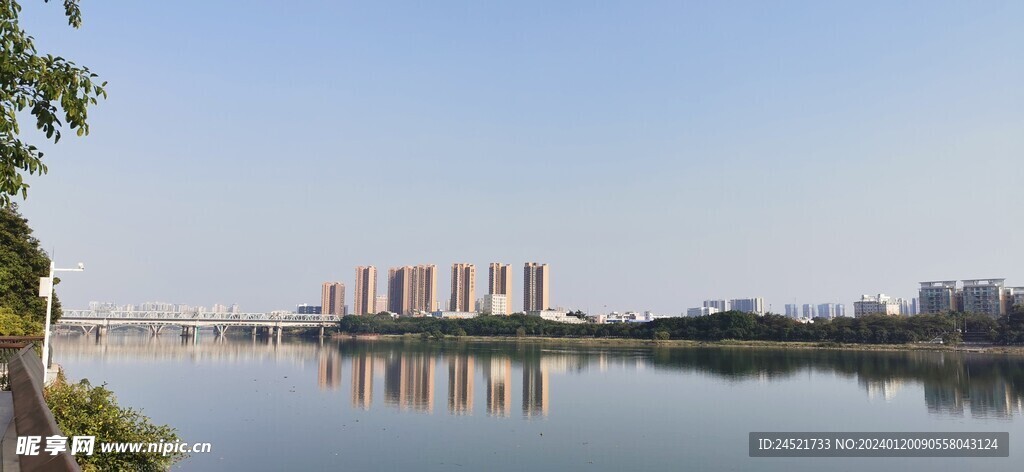 江边景
