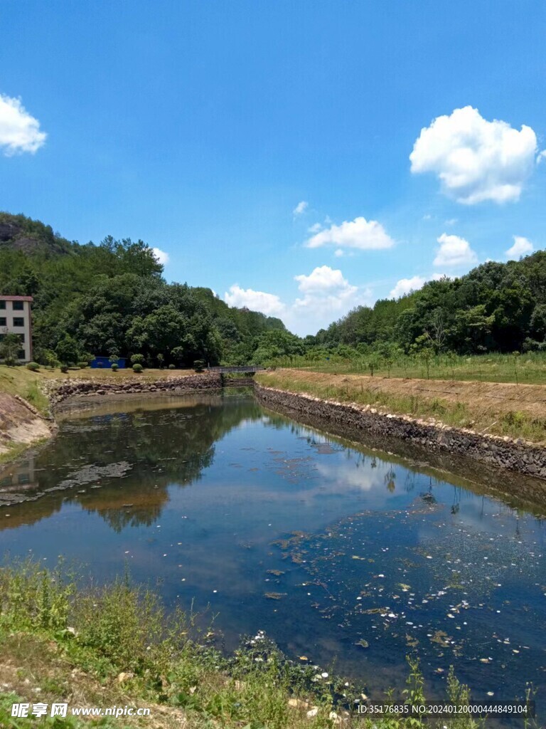 河塘