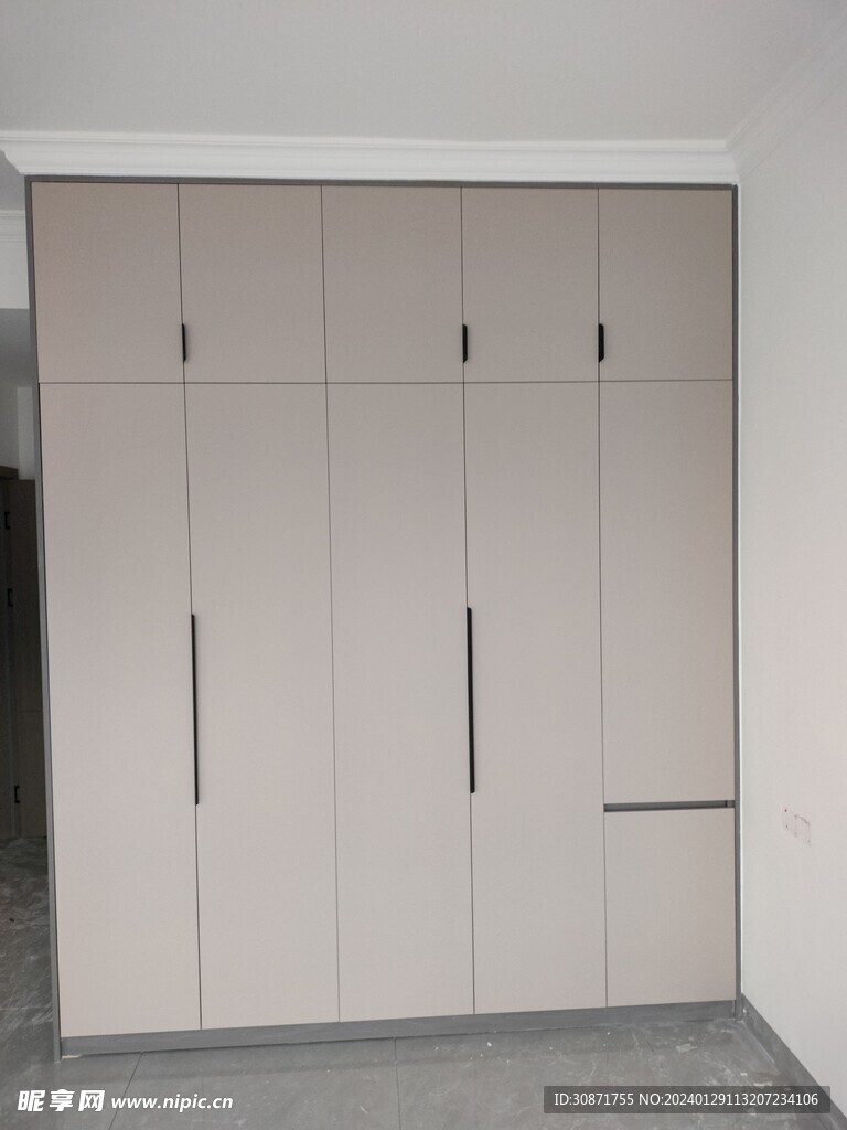 全屋定制衣柜