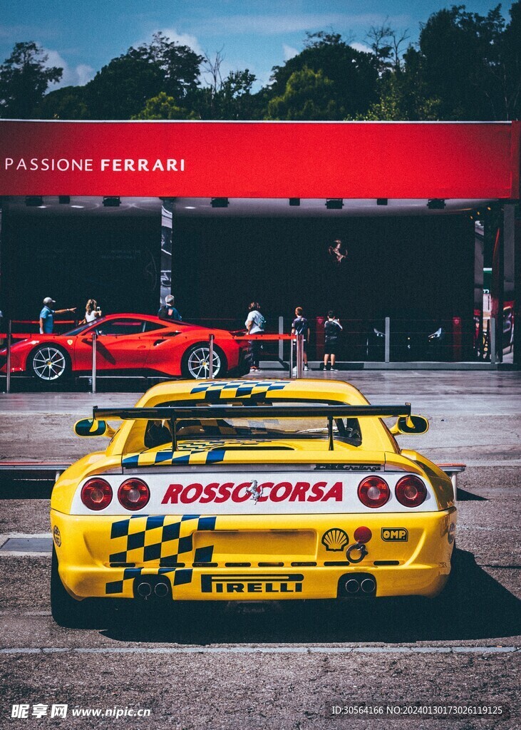 跑车