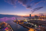 城市建筑夜景图片