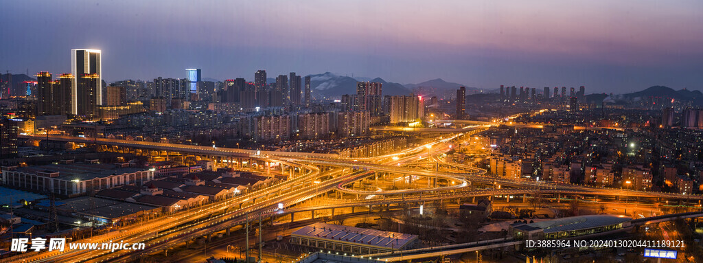城市建筑夜景图片