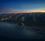 美丽湖泊山峰森林风景图片