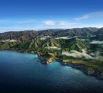 美丽湖泊山峰森林风景图片