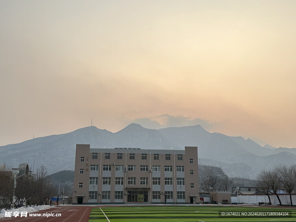 南大山上天空