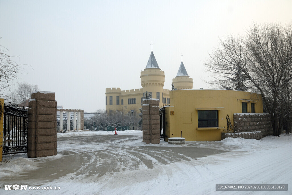 雪中城堡