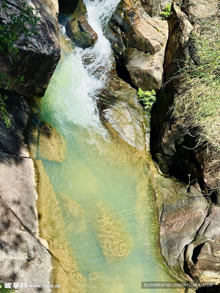 溪流