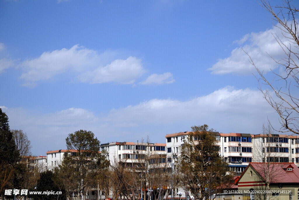 小区天空