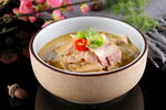 农家咸肉烩豆皮