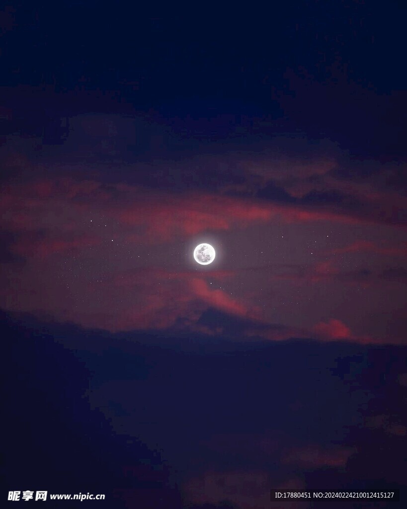 月亮