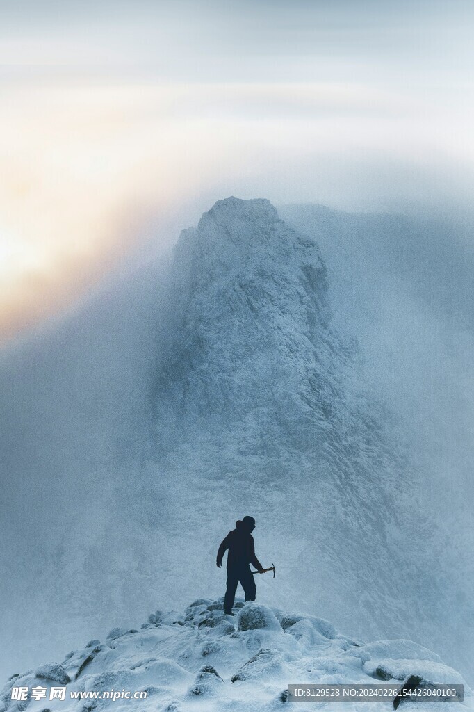 雪山探险