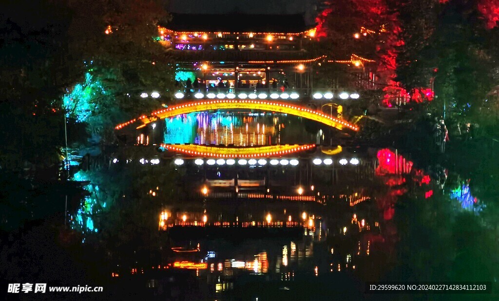 凤凰古城  