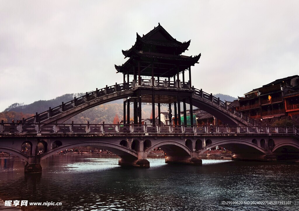 凤凰古城  