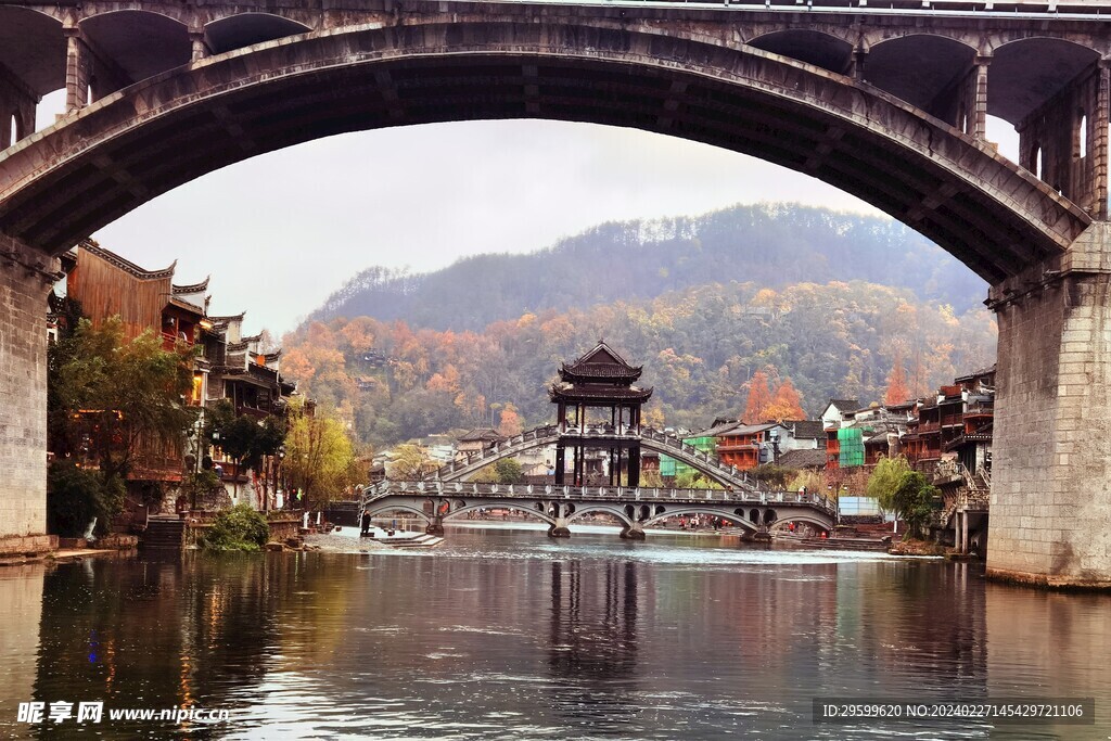 凤凰古城  