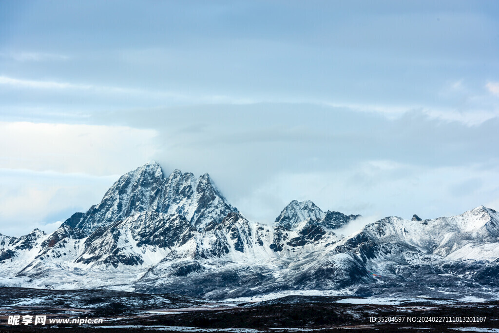 雅拉雪山