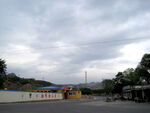 三岔路口天空