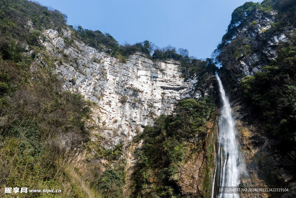 西岭雪山小飞水