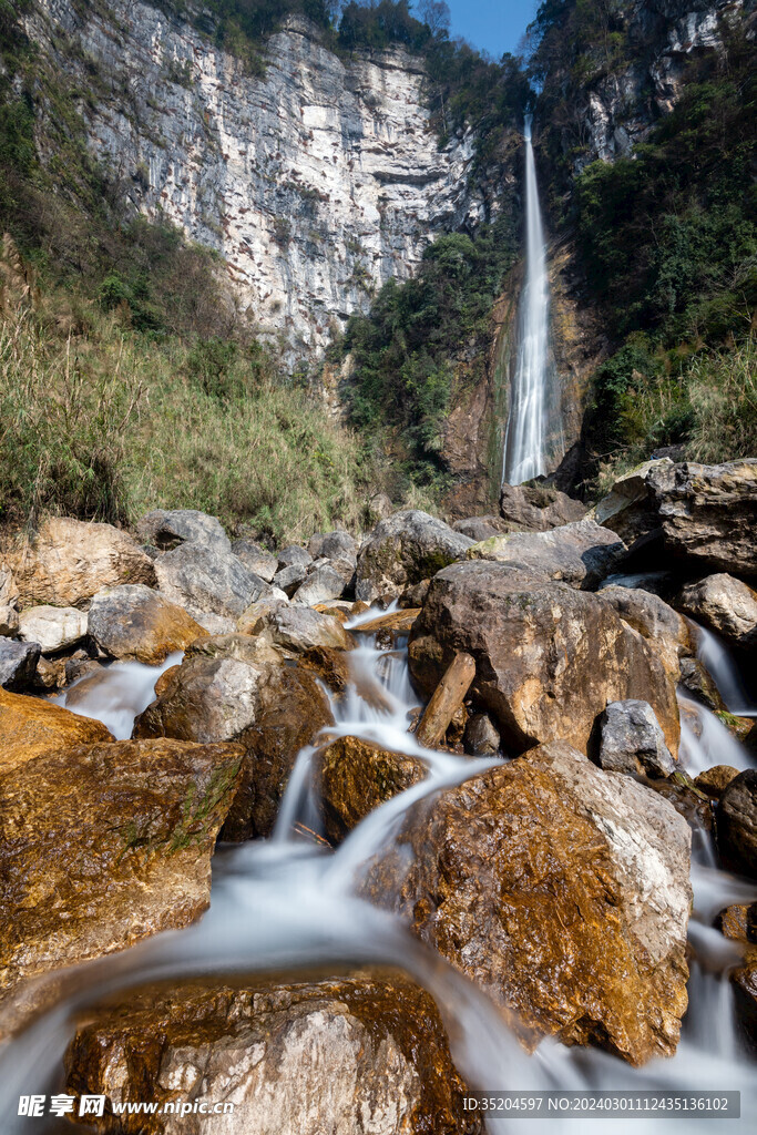 西岭雪山小飞水