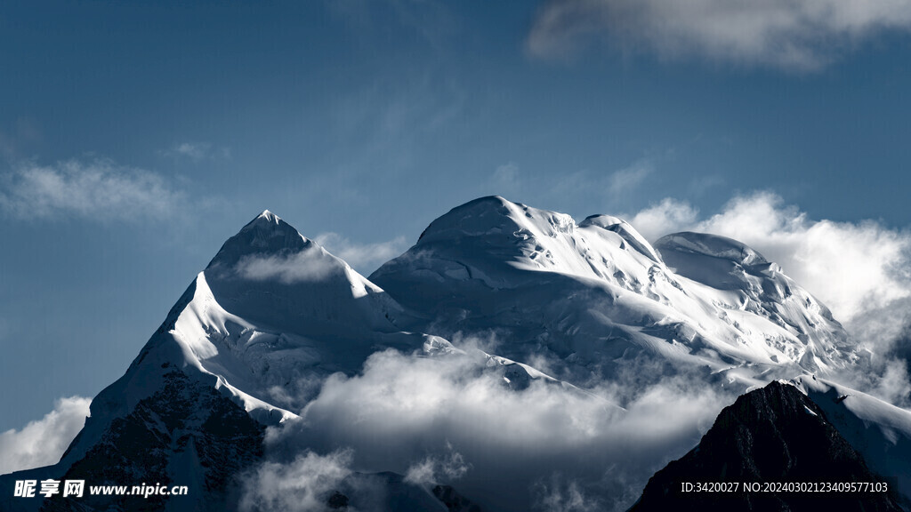 雪山