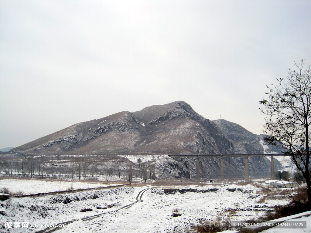 雪中河道