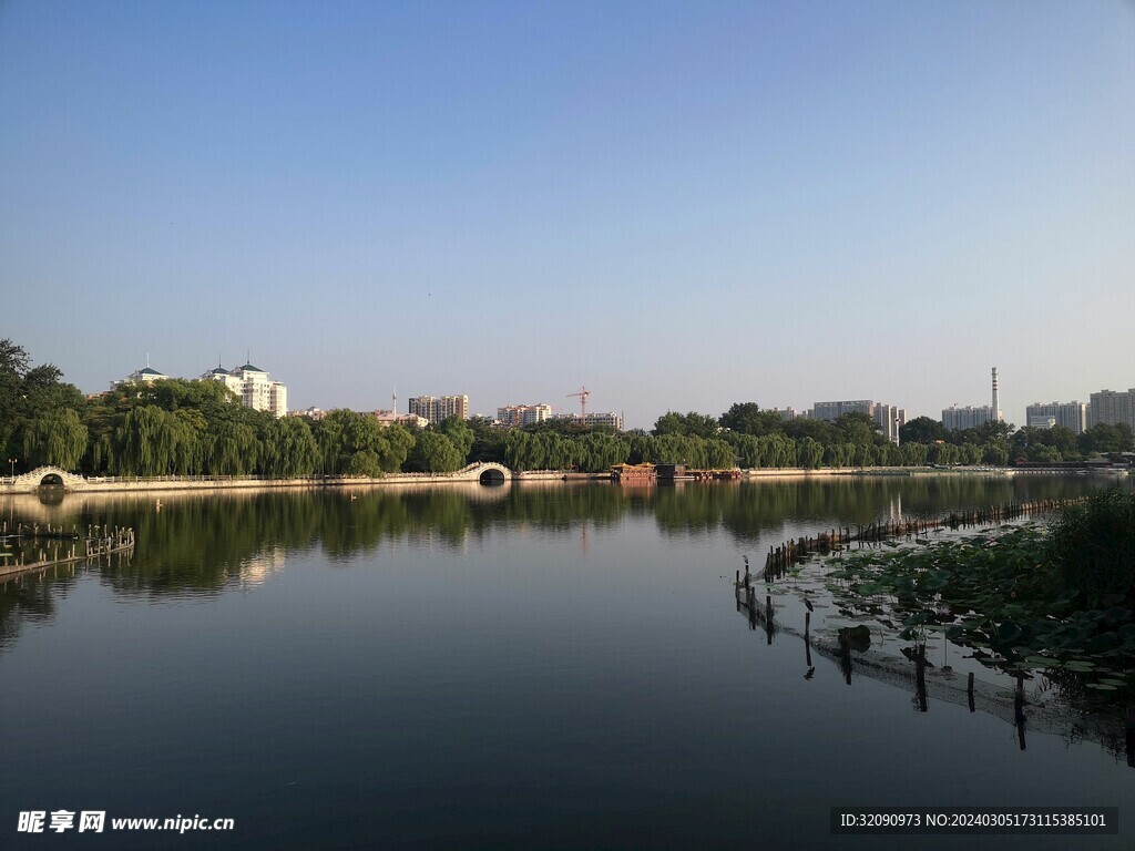 大明湖